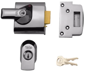 Yale British Standard Nightlatch Chrome @60mm
